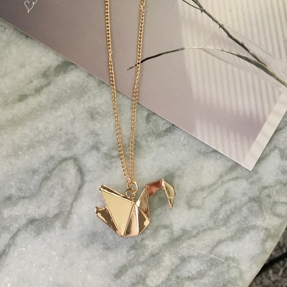 Origami Swan Minimalist Gold Chain Necklace - Picture 4 of 6